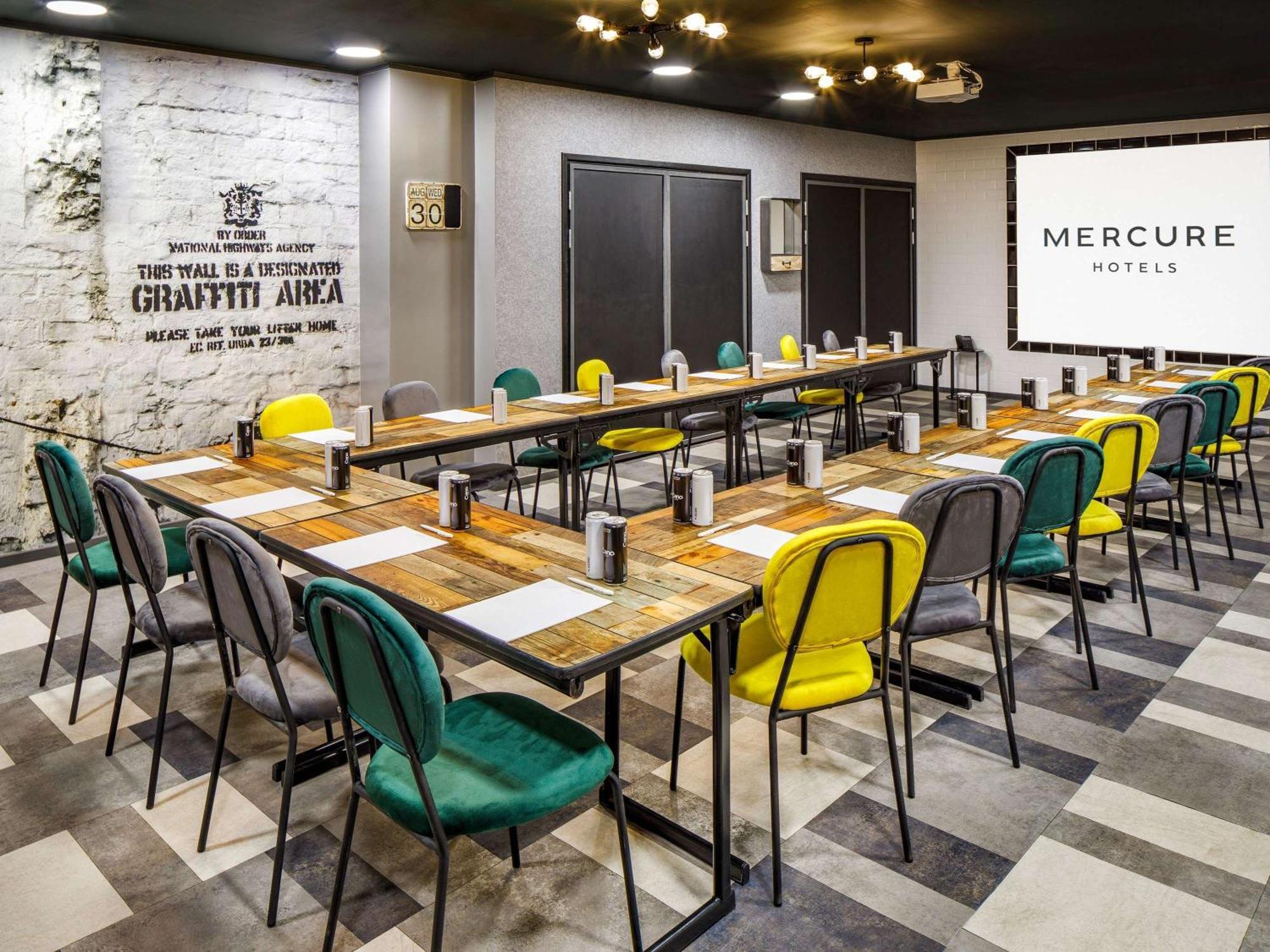 Mercure London Bridge Екстер'єр фото